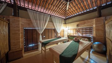 Sauna, hot tub, body treatments, hydrotherapy, body scrubs