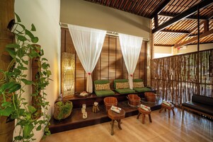 Sauna, tab panas, rawatan badan, hidroterapi, lulur badan, talasoterapi 