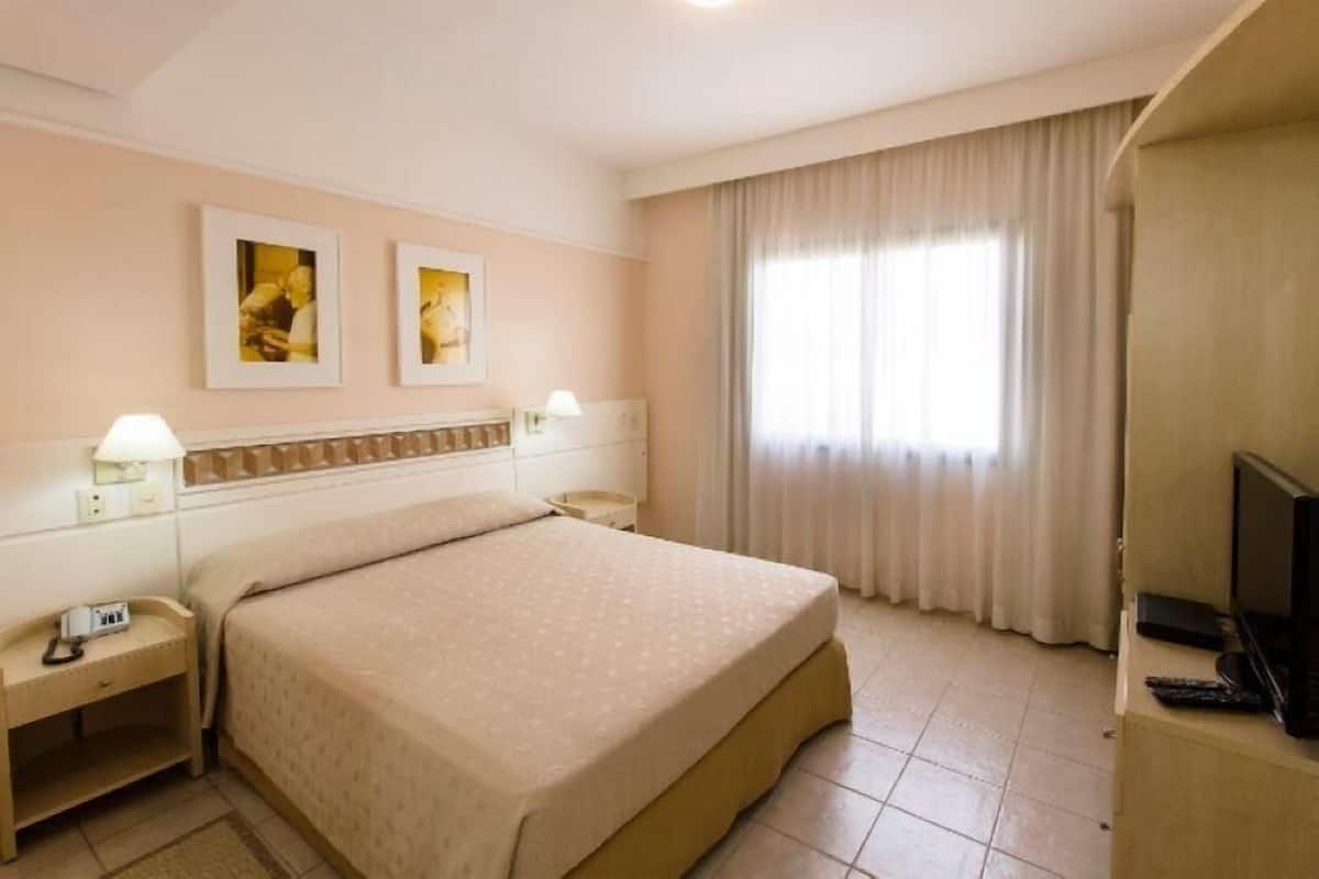 1 habitación, minibar y caja de seguridad en la habitación