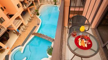 1 Schlafzimmer, Minibar, Zimmersafe, laptopgeeigneter Arbeitsplatz