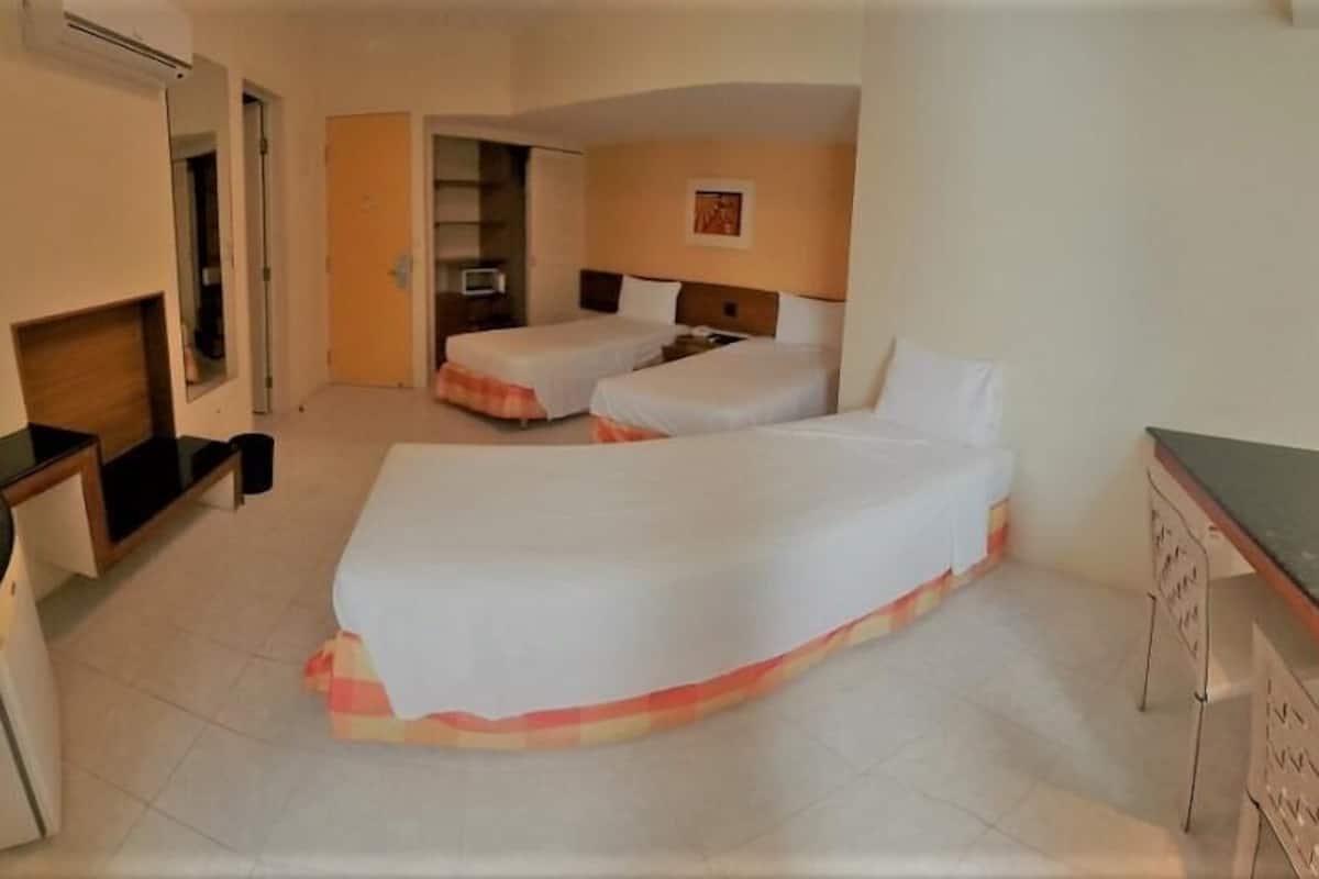 Minibar, in-room safe, desk, free cribs/infant beds