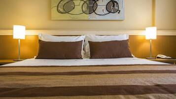 Kahden hengen premium-huone | Minibaari, tallelokero huoneessa, ilmainen Wi-Fi, vuodevaatteet