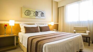 Quarto casal premium | Frigobar, cofres nos quartos, Wi-Fi de cortesia, roupa de cama