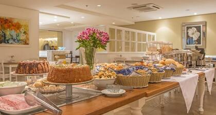 Astron Hotel Bauru by Nobile