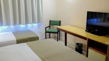 Standard Room | Minibar, in-room safe, desk, WiFi (free)