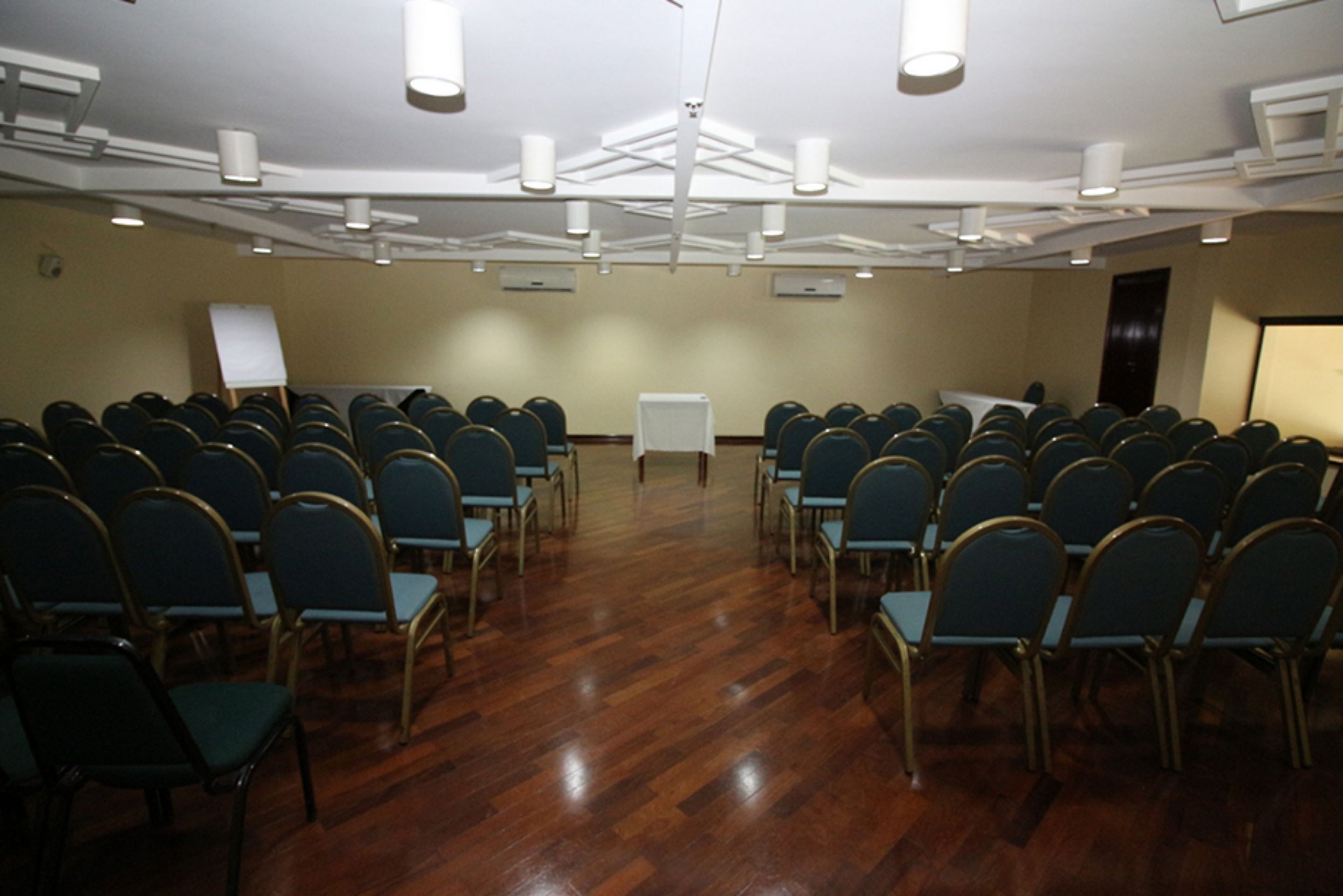 Foto - Carlton Plaza São José dos Campos