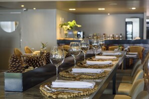 Breakfast, lunch and dinner served - Hardman Praia Hotel (João Pessoa)