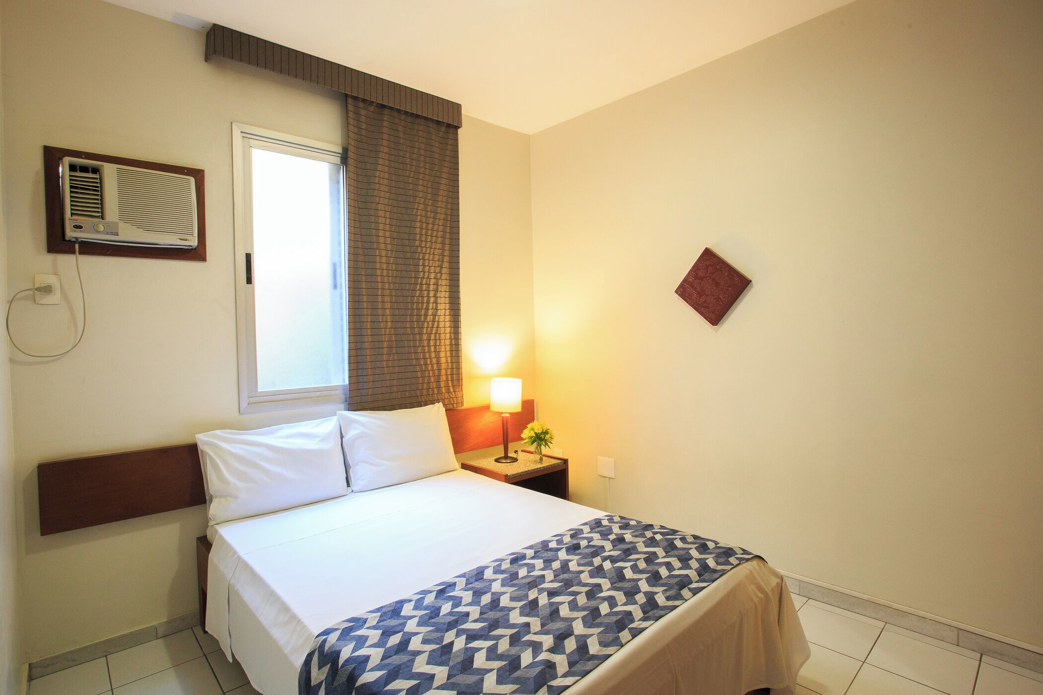 Deluxe Apartment | Desk, laptop workspace, iron/ironing board, free WiFi