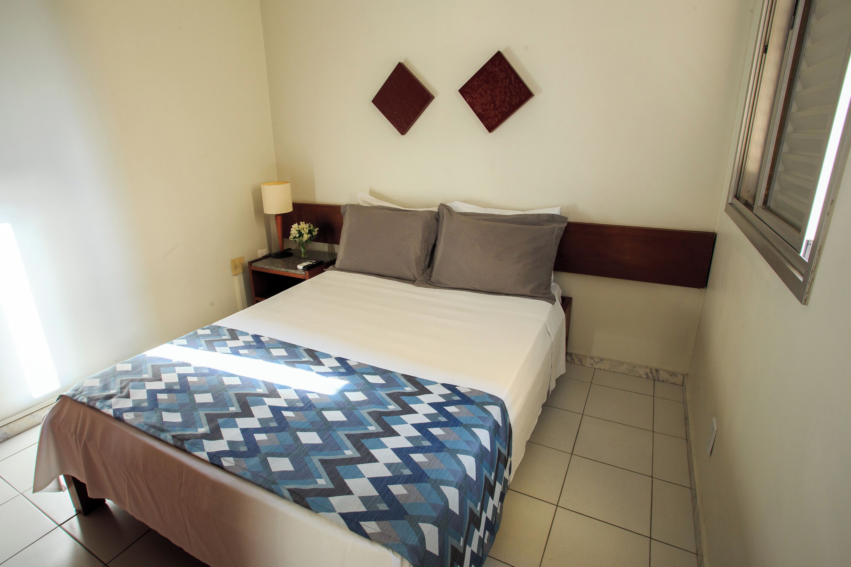 Superior Suite | Desk, laptop workspace, iron/ironing board, free WiFi