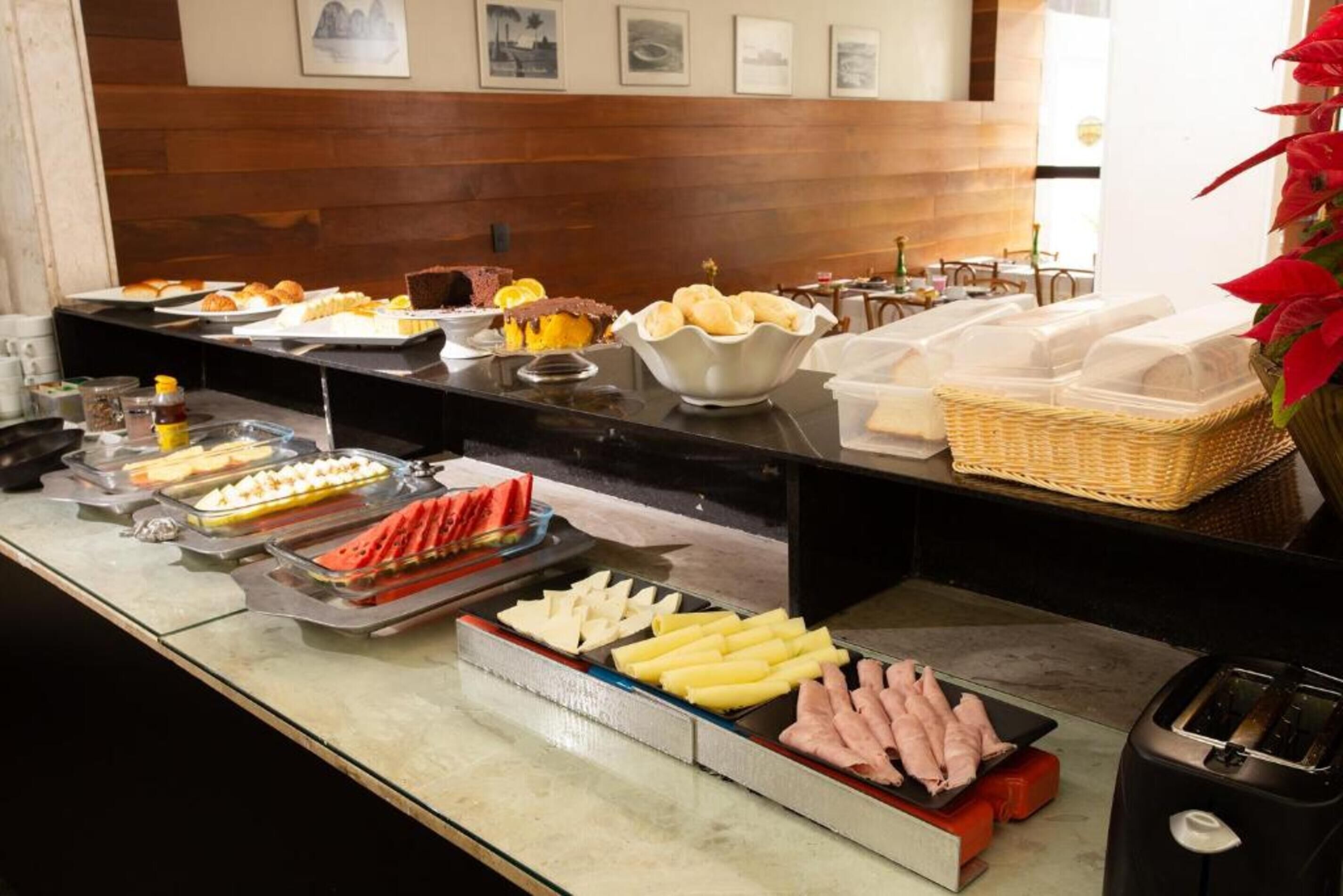 Gratis frukostbuffé varje dag 