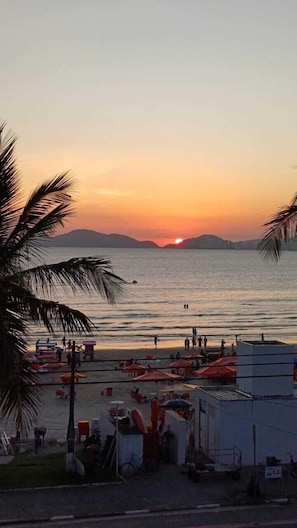 View from property - The Falls Hotel (Guarujá)