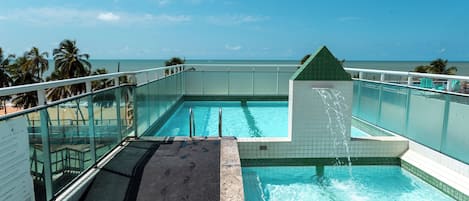 Udendørs pool
