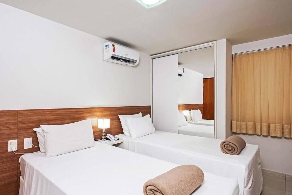 Minibar, WiFi (free), bed sheets