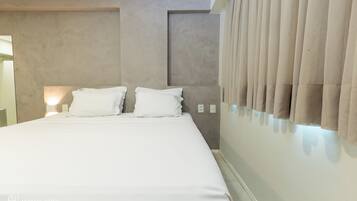 Suite Casal | Frigobar, Wi-Fi de cortesia, roupa de cama
