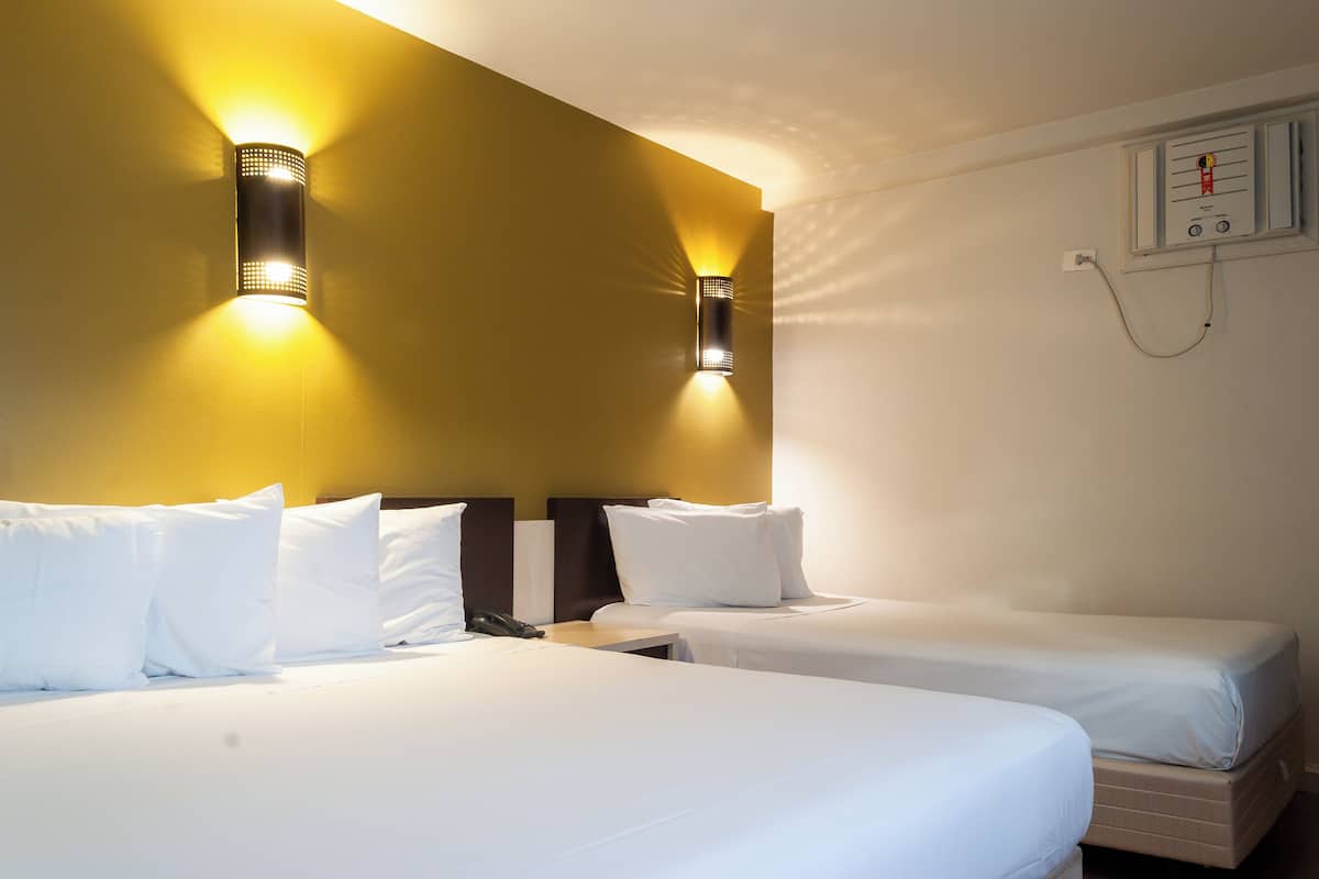 Standard Oda (Familia) | Masa, ücretsiz kablosuz İnternet, çarşaf takımı