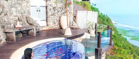 Behandlingsrom for par, badstue, boblebad og kroppsbehandlinger