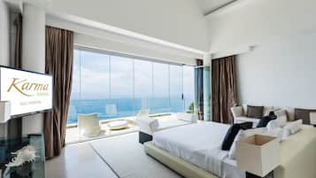 Beach/ocean view