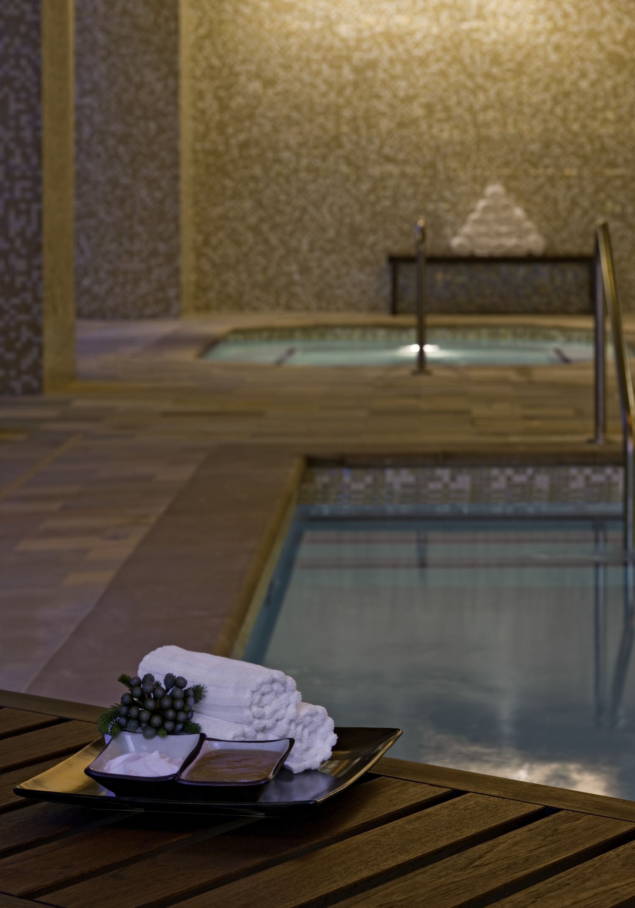 Sauna, steam room, body treatments, hydrotherapy, aromatherapy