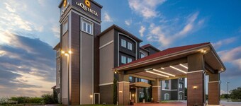 La Quinta Inn & Suites by Wyndham Brownwood