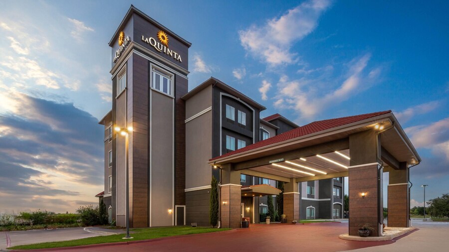 La Quinta Inn & Suites by Wyndham Brownwood