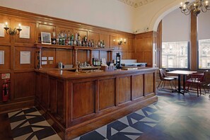 Bar (on property) - Travelodge Edinburgh Haymarket (Edinburgh)