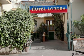 Unclassified image, 2 of 104, button - Hotel Isabella Sorrento (Sant'Agnello)
