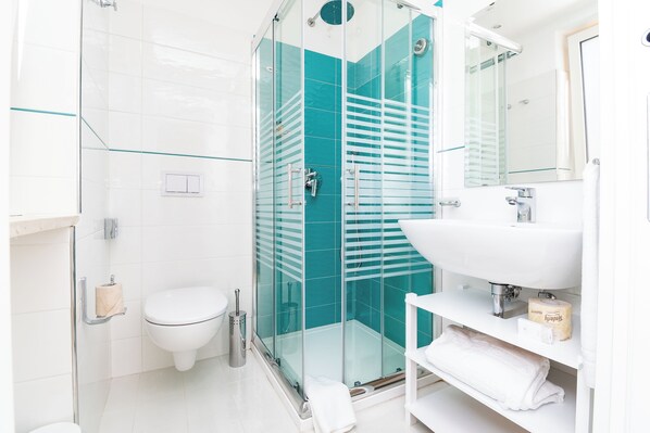 Bathroom - Hotel Isabella Sorrento (Sant'Agnello)