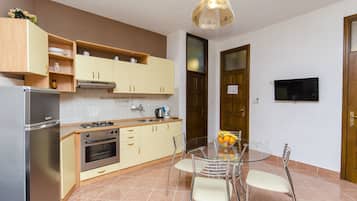 Studio Apartment | Private kitchen