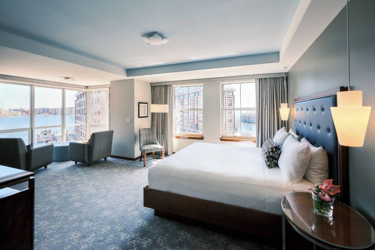 Frette Italian sheets, premium bedding, down comforters, pillowtop beds