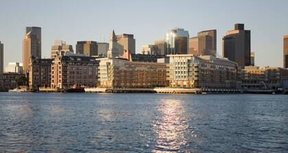 Battery Wharf Hotel, Boston Waterfront