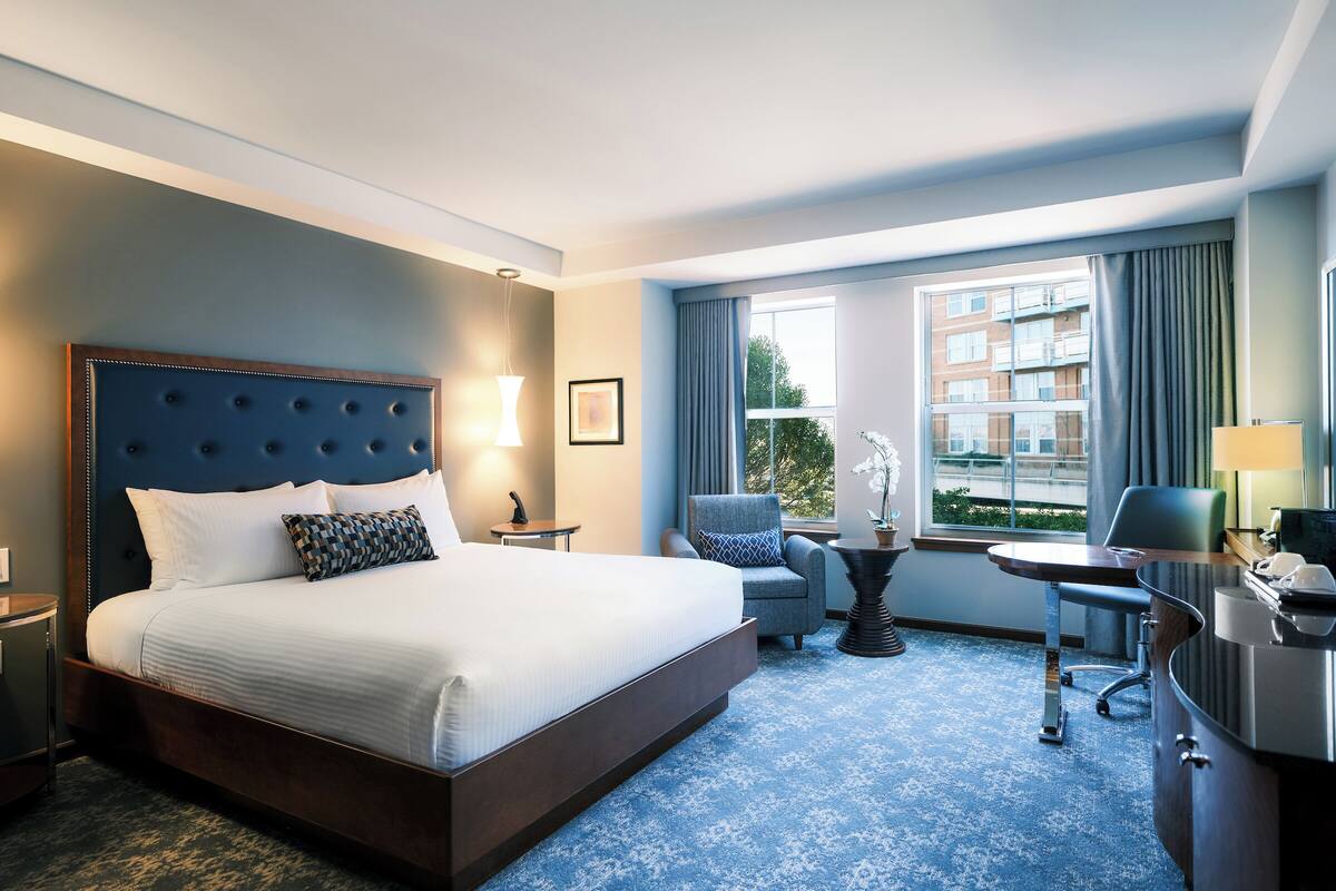 1 bedroom, Frette Italian sheets, premium bedding, down duvets