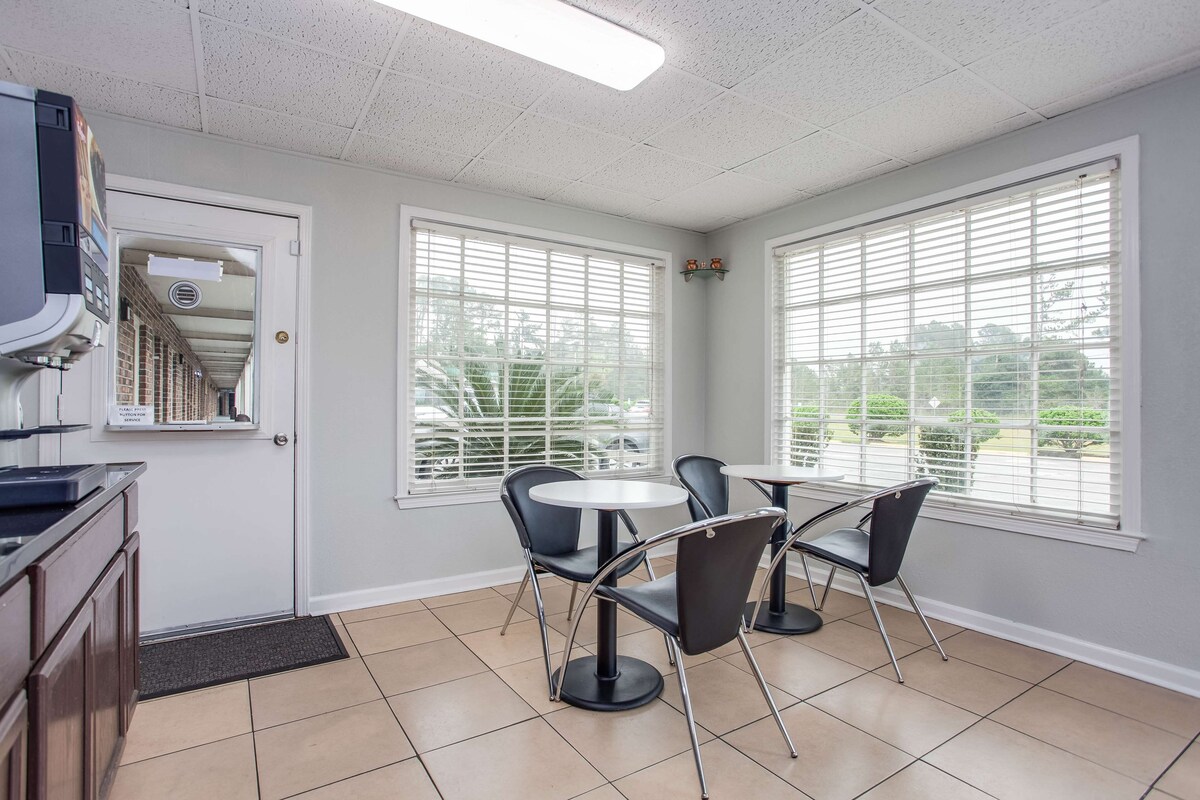 Motel 6 Walterboro, SC Reviews, Deals & Photos 2024 Expedia