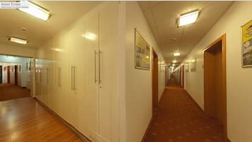 Lorong