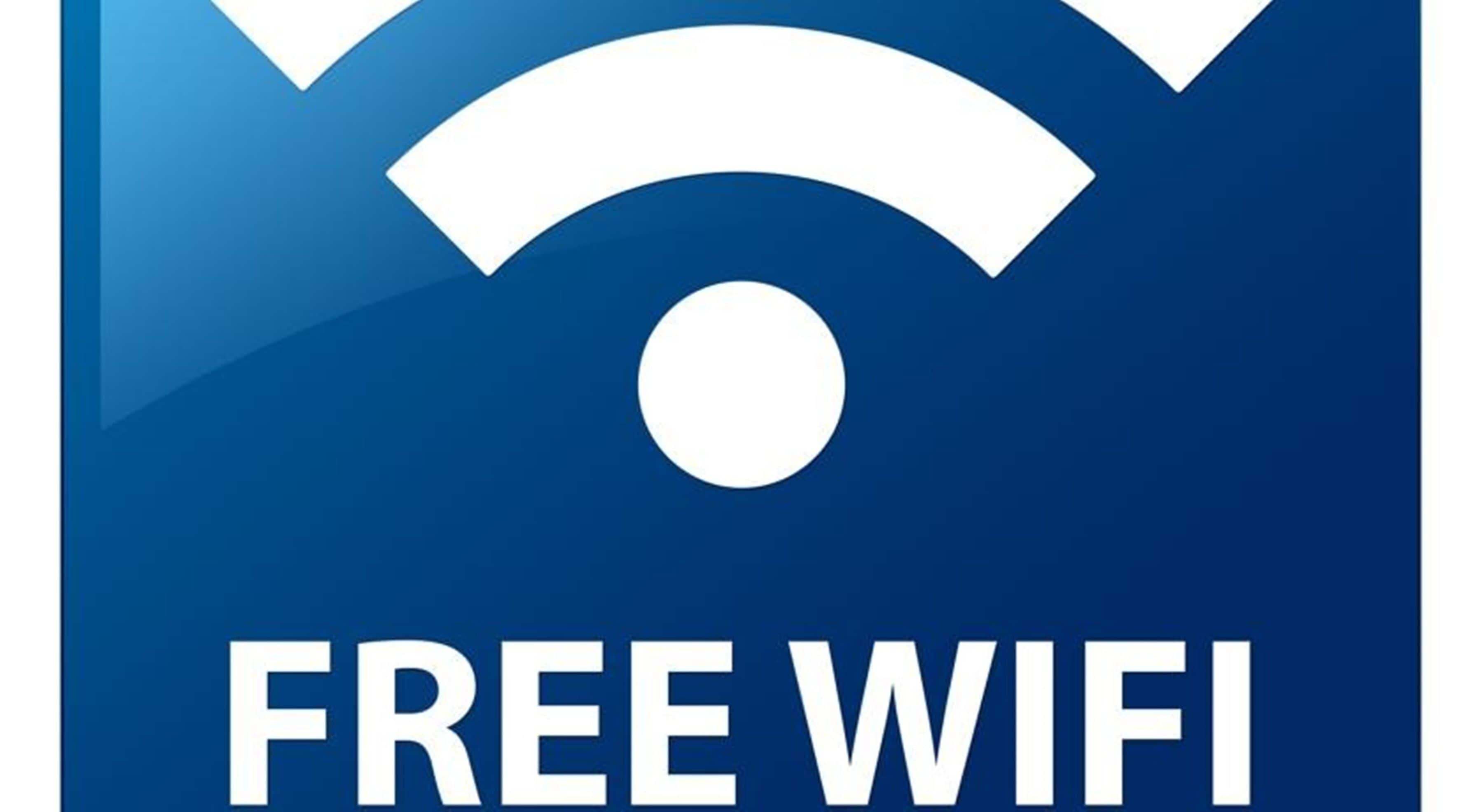 Un carré bleu avec un symbole Wi-Fi blanc et le texte « WI-FI GRATUIT ».