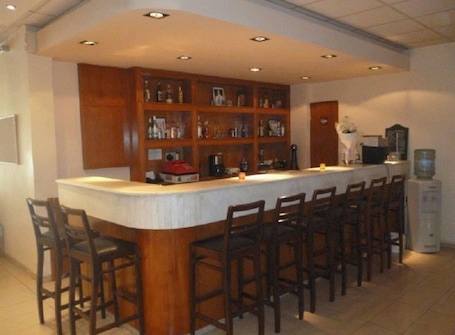 Bar (on property). Korinthos Hotel