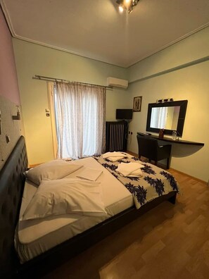 Double or Twin Room, Balcony | Minibar, soundproofing, iron/ironing board, free WiFi - Korinthos Hotel (Corinth)