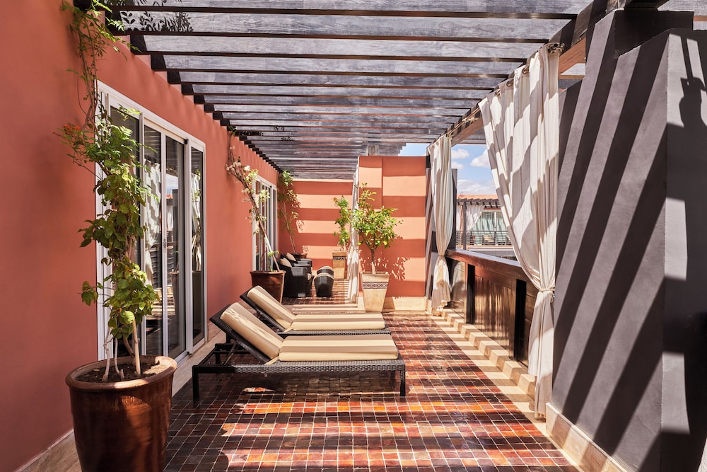 Hôtel & Ryads Barrière Le Naoura Marrakech by null