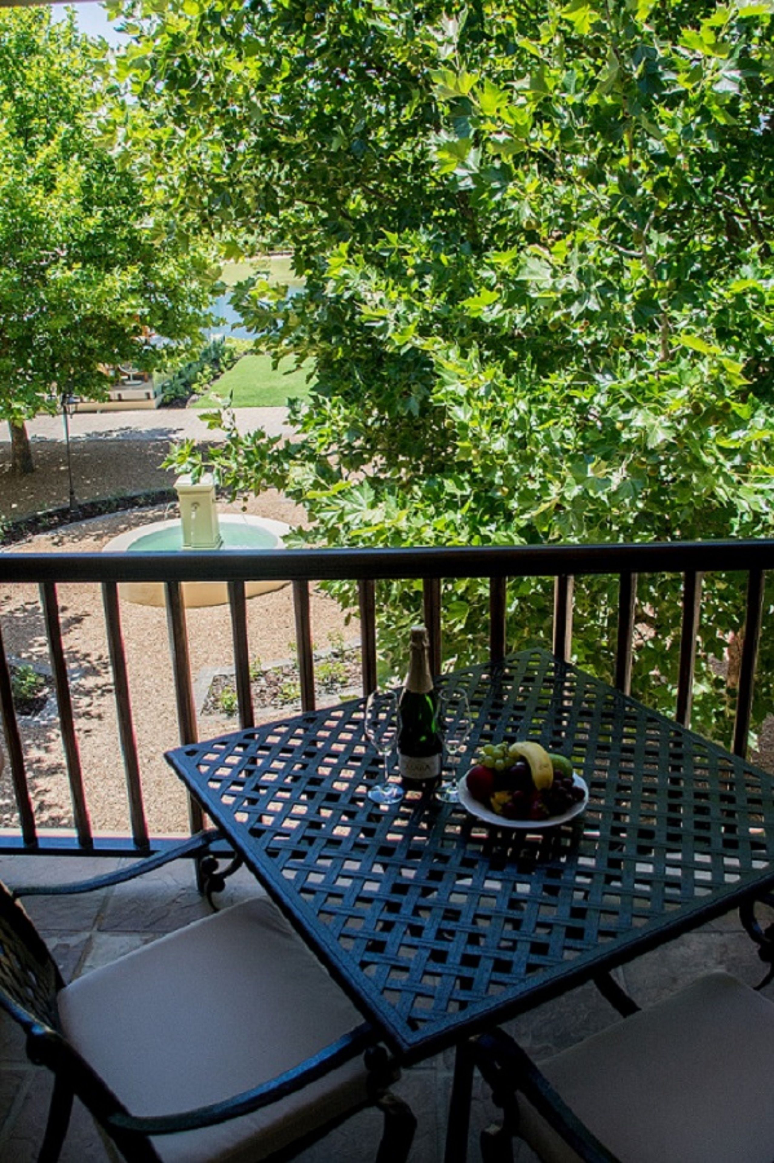 Luxury Suite, 1 Bedroom, Terrace, Courtyard View | Courtyard view