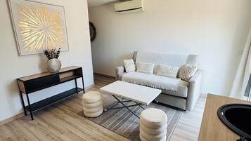 Comfort Suite | Free WiFi, bed sheets