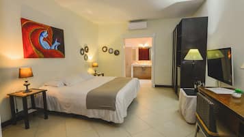 Standard Room | Egyptian cotton sheets, premium bedding, down comforters, pillowtop beds