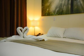 Standard Room, 1 Double Bed, Mountain View (3rd floor no elevator) - Hotel Luisiana (Uruca)