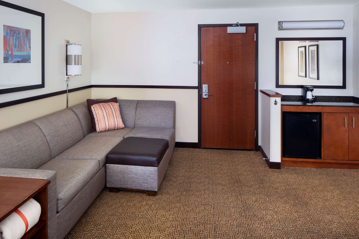 premium bedding, in-room safe, desk, iron/ironing board