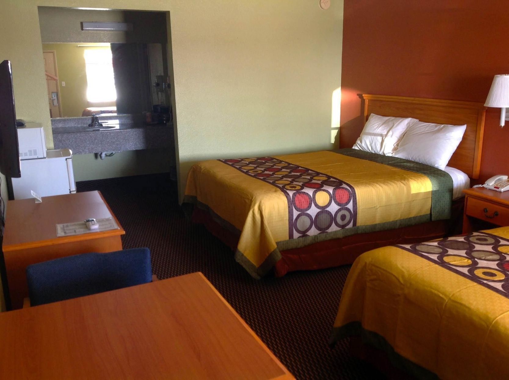Desk, blackout drapes, iron/ironing board, free WiFi