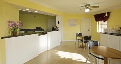 Americas Best Value Inn Pryor