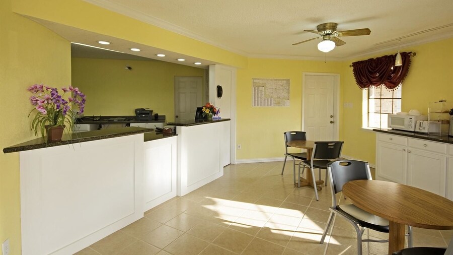Americas Best Value Inn Pryor
