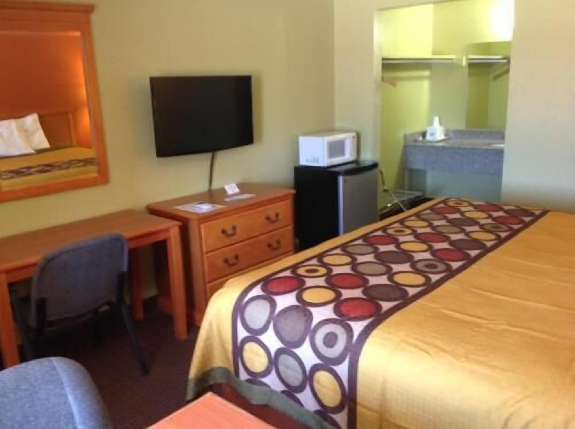 Desk, blackout drapes, iron/ironing board, free WiFi