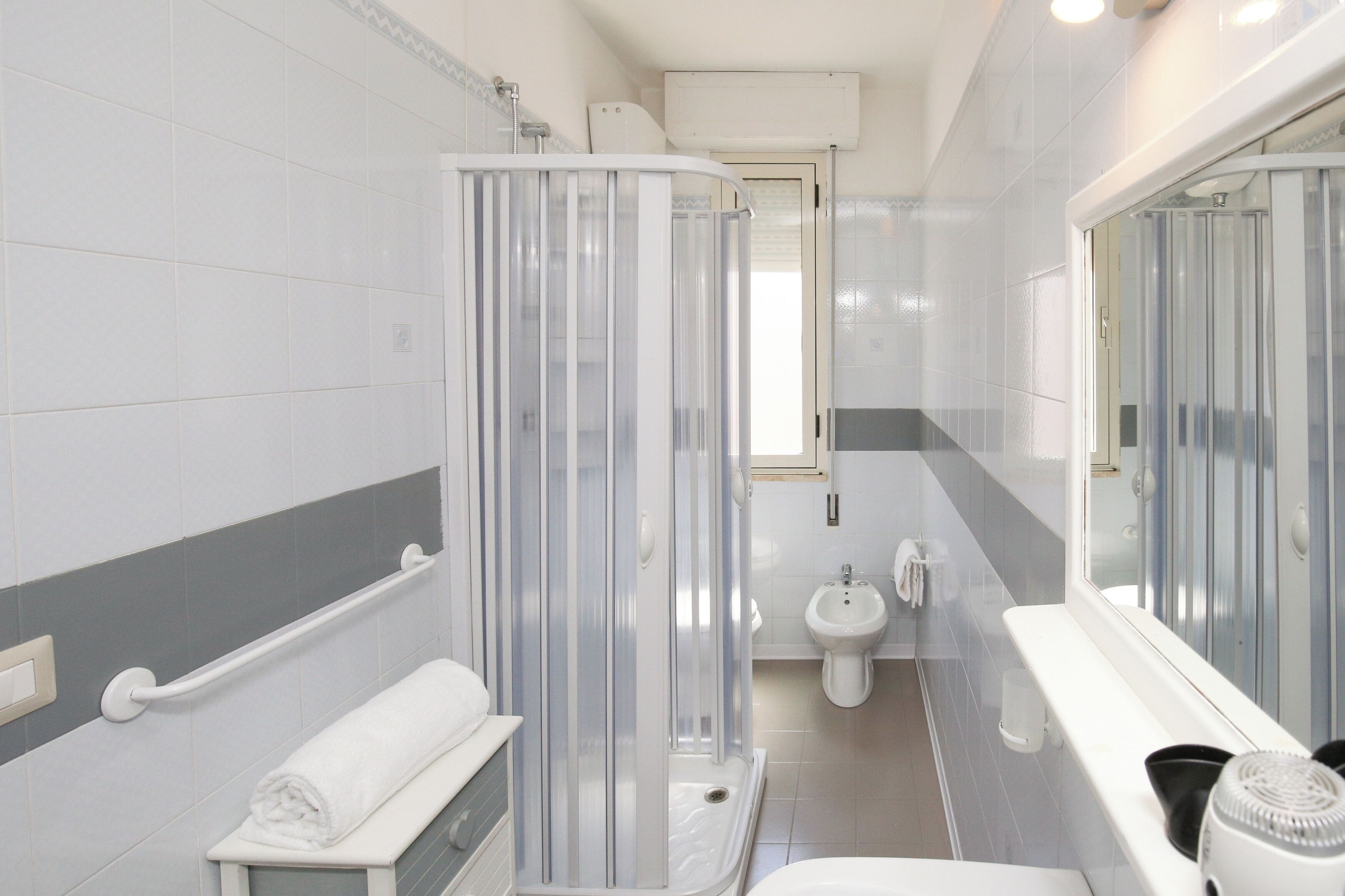 superior apartment | bathroom | shower, bidet, towels
