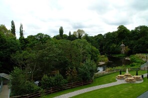 Property grounds - The Court Yard Hotel (Leixlip)