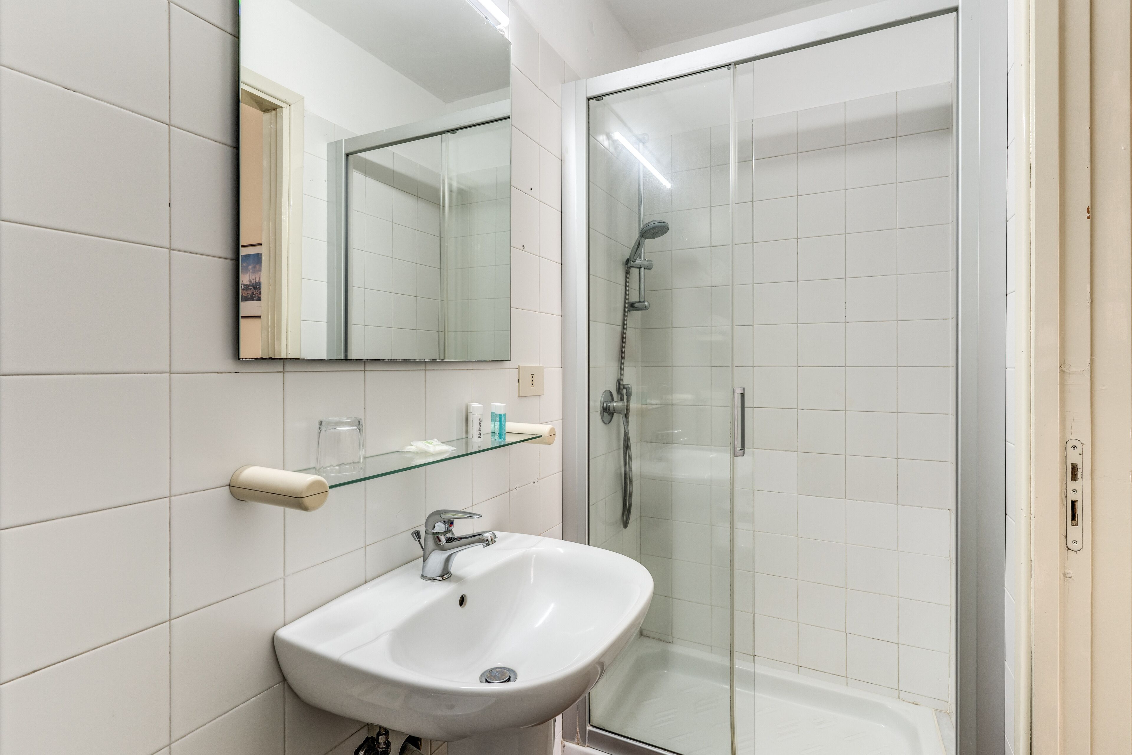 Camera Superior con letto matrimoniale o 2 letti singoli | Bagno | Vasca e doccia separate, set di cortesia gratuito, asciugacapelli, bidet