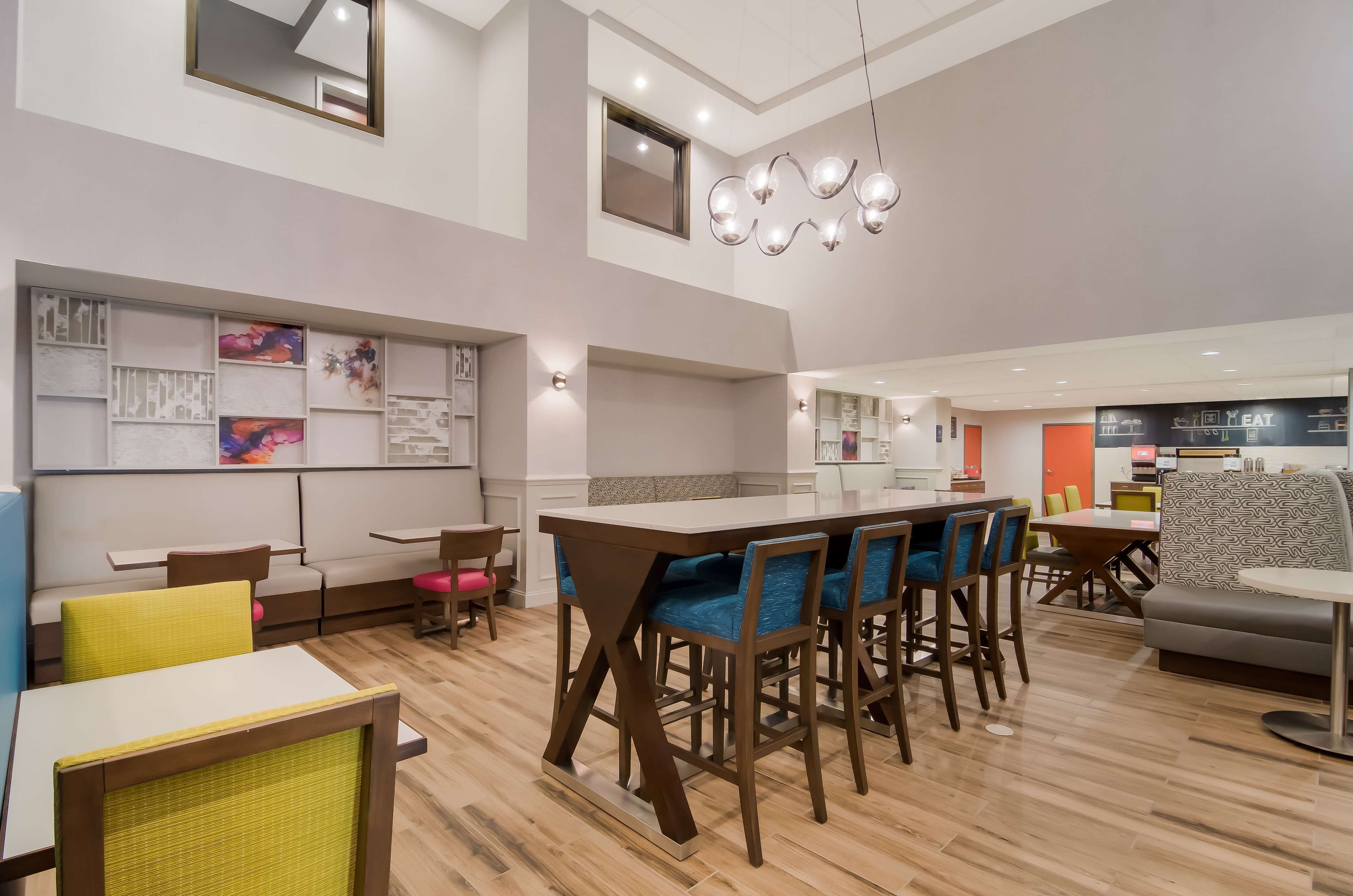 Petit déjeuner buffet compris tous les jours